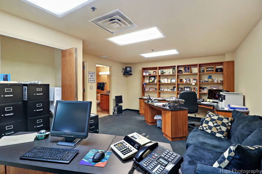More Photos Of 195 N Milwaukee Ave, Vernon Hills Storefront Retail Office For Sale