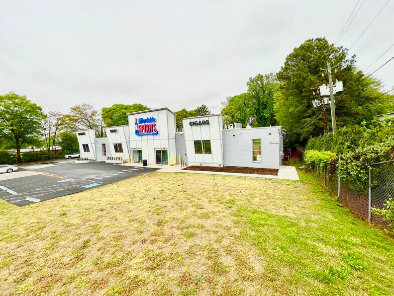 More Photos Of 1151 Chattahoochee Ave NW, Atlanta Storefront For Sale