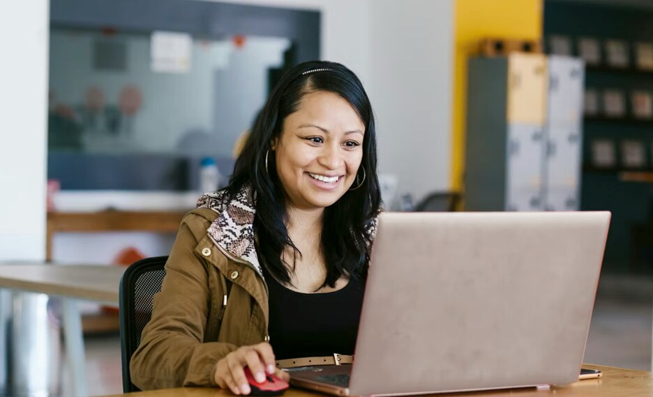 More Photos Of 2529 Merrell Rd, Dallas Light Distribution For Lease