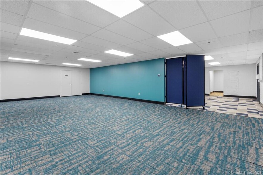 More Photos Of 192 Westbrook Rd, Essex Medical For Lease