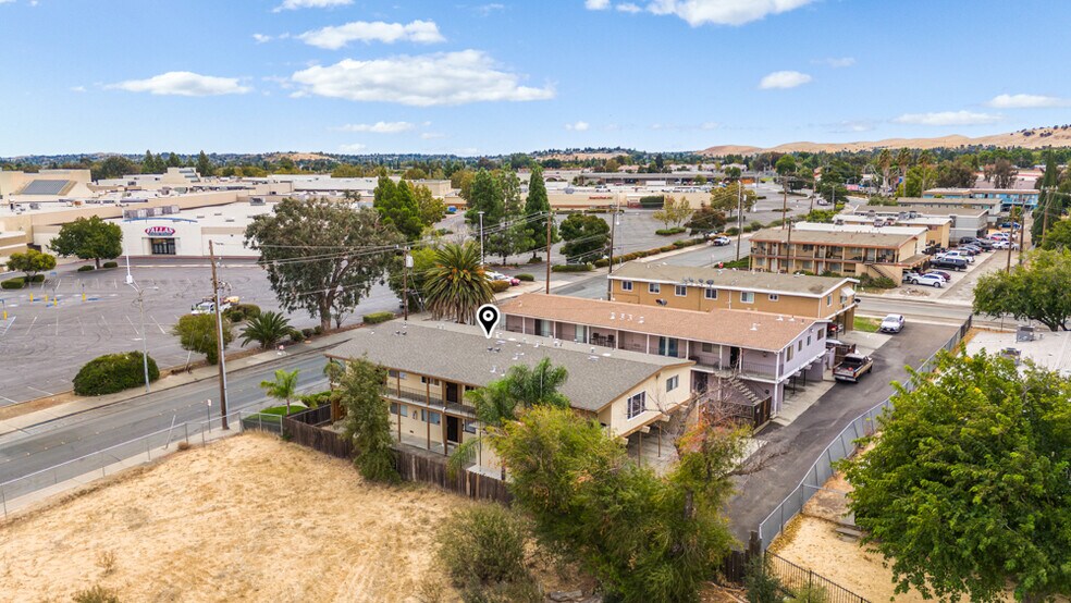 More Photos Of 3609 Fairview Dr, Antioch Apartments For Sale