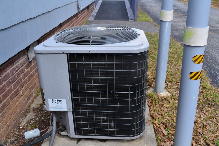 More Photos Of 1090 Boiling Springs Rd, Spartanburg Office For Sale