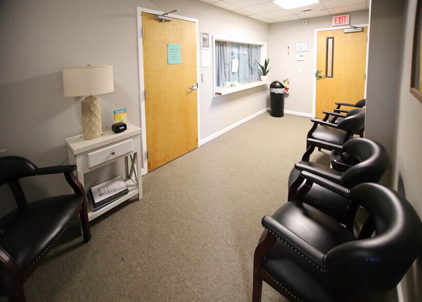 More Photos Of 42 Summer St, Pittsfield Medical For Sale