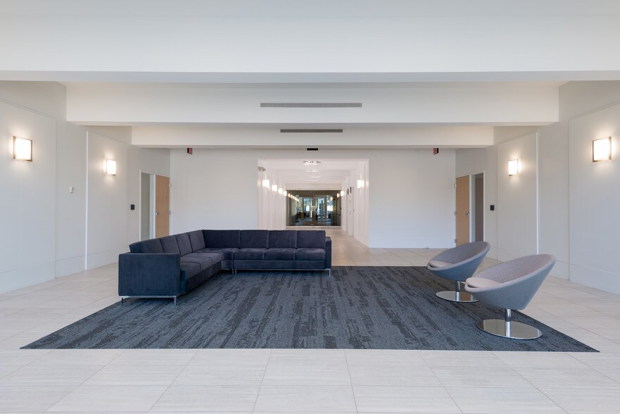 Primary Photo Of 3900 Kinross Lakes Pky, Richfield Office For Sale