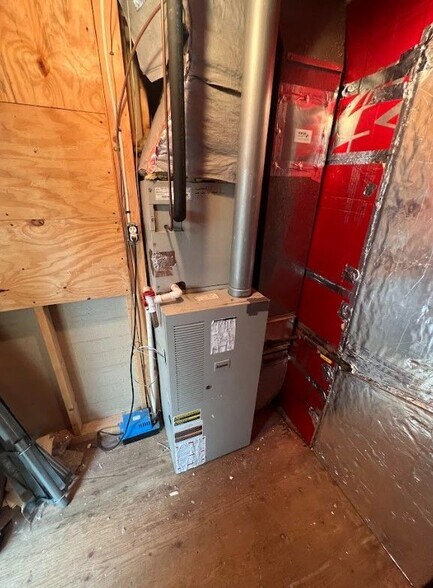 More Photos Of 3 Mound Ct, Merrimack Medical For Sale