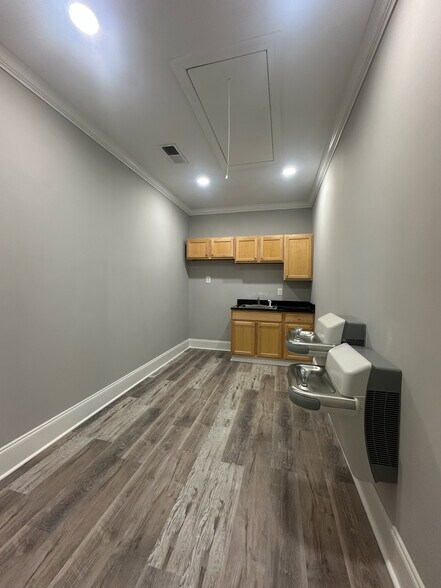 More Photos Of 4319 S Lee St, Buford Office For Lease