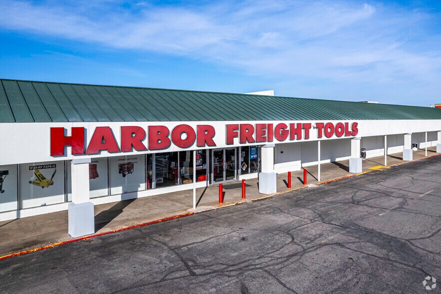 More Photos Of 2401-2565 S Seneca St, Wichita General Retail For Sale
