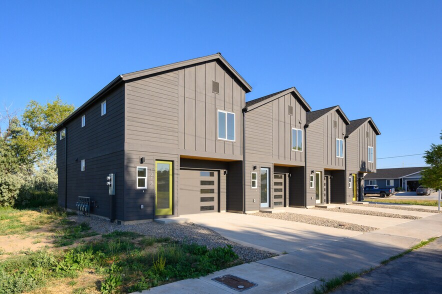 Primary Photo Of 1315 Pinkard, Prineville Multifamily For Sale