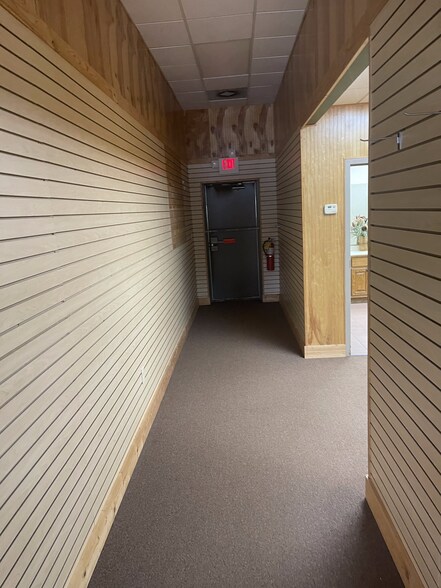 More Photos Of 3455 Keith Bridge Rd, Cumming Freestanding For Sale