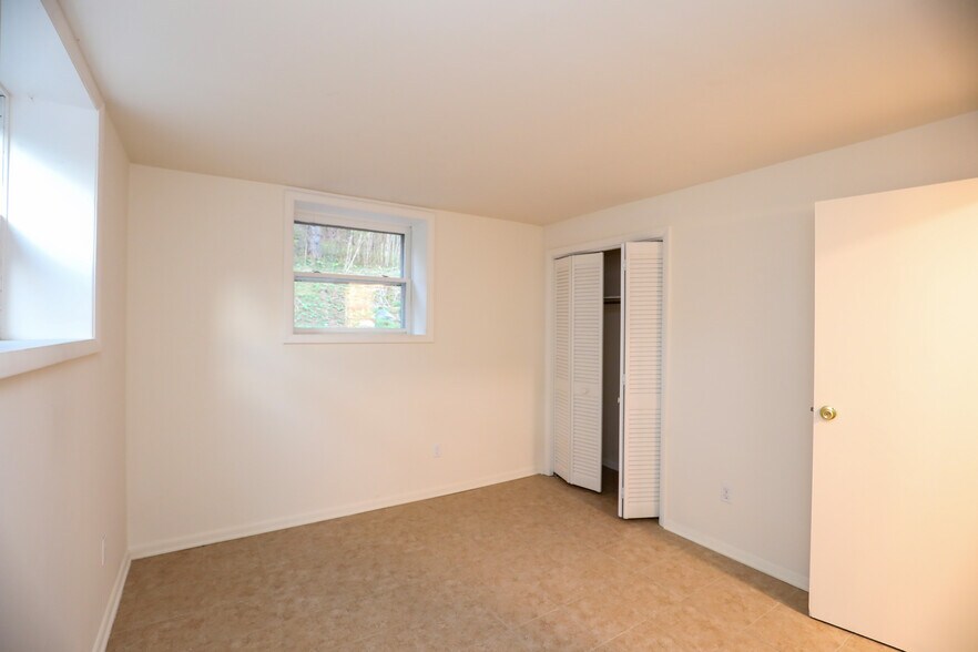 More Photos Of 3191 State Route 23, Hillsdale Apartments For Sale