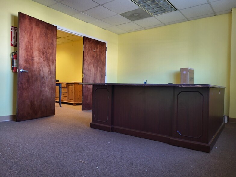 More Photos Of 629-645 Main Ave, Passaic Parking Garage For Lease