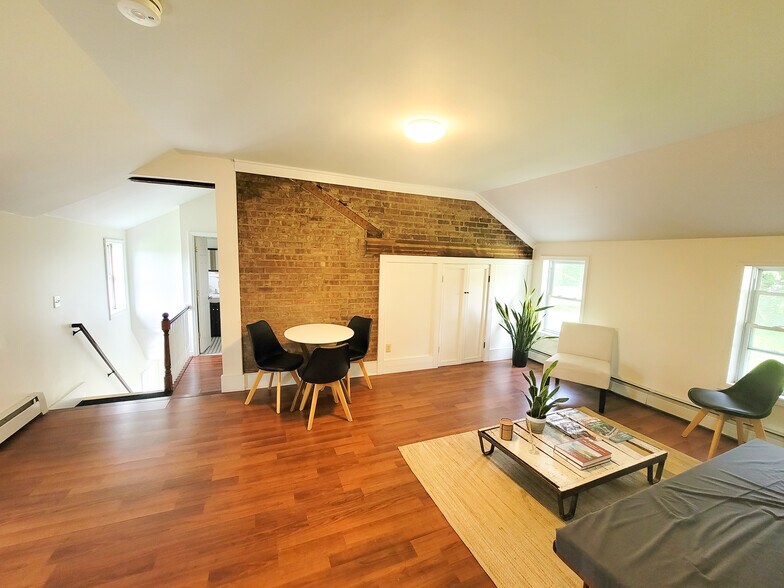 More Photos Of 134 Main St, Beacon Storefront Retail Residential For Lease