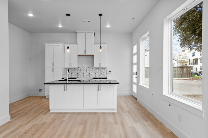 More Photos Of , Fort Worth Multifamily For Sale