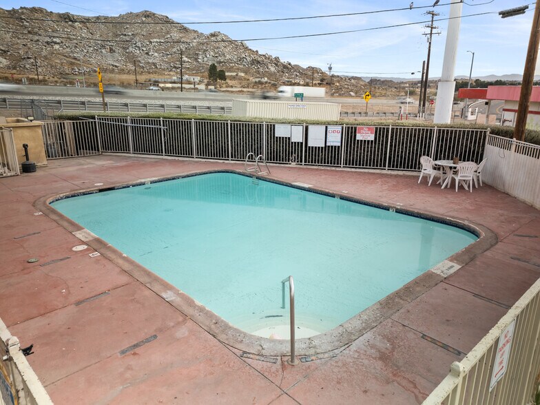 More Photos Of 16901 Stoddard Wells Rd, Victorville Hotel For Sale