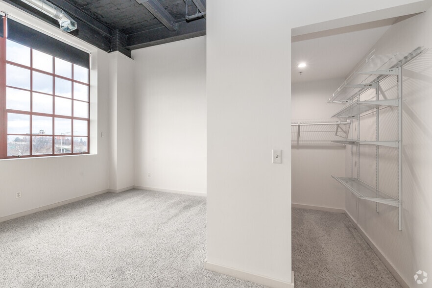 More Photos Of 220 Herald Pl, Syracuse Apartments For Sale