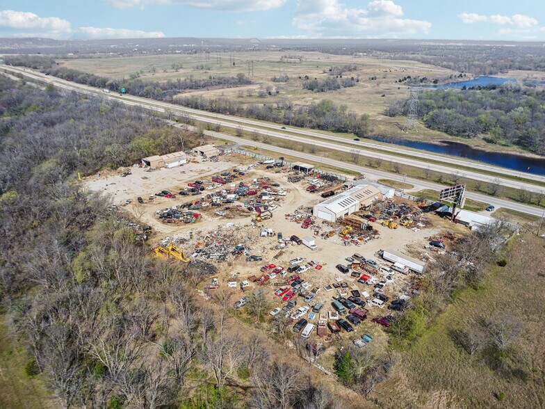 More Photos Of 23780 E Admiral Pl, Catoosa Service For Sale