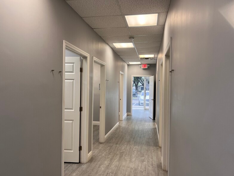 More Photos Of 4040 SW 69th Ave, Miramar Freestanding For Sale