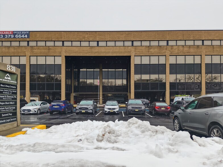 More Photos Of 830 Morris Tpke, Short Hills Coworking Space