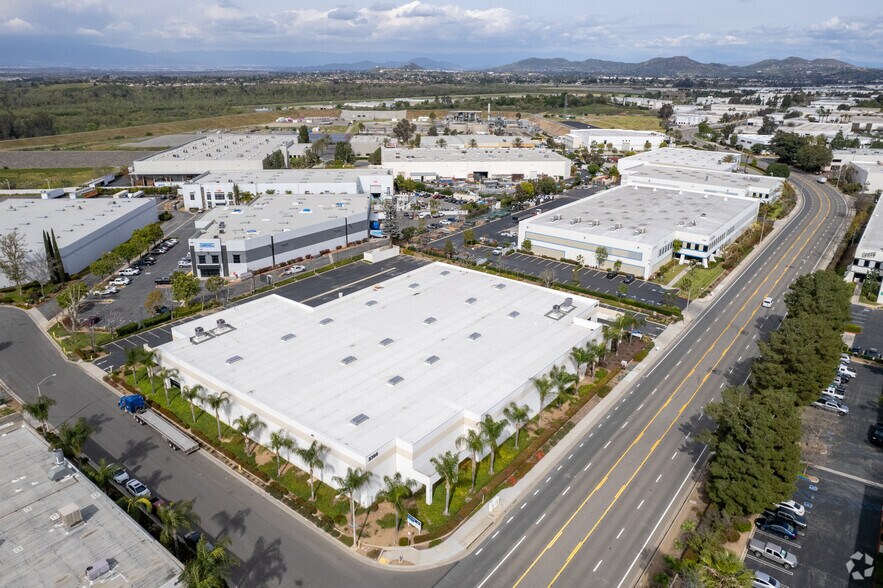 More Photos Of 2395 Railroad St, Corona Manufacturing For Lease
