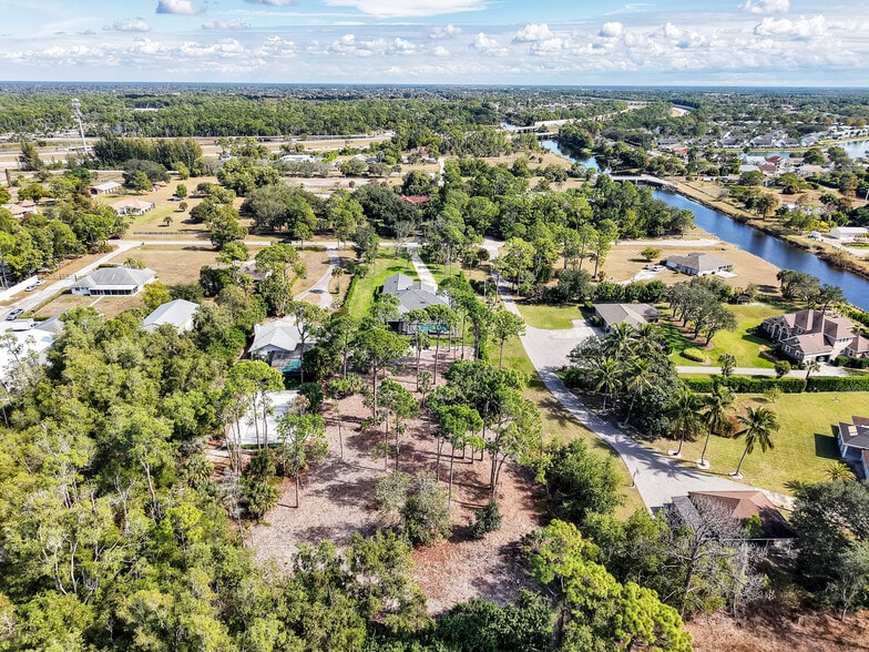 More Photos Of 3233 64th St SW, Naples Apartments For Sale