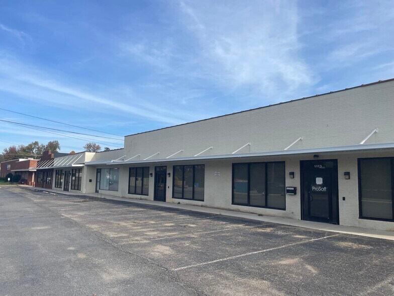 Primary Photo Of 1113 - 1131 N Main St, Mooresville Flex For Lease