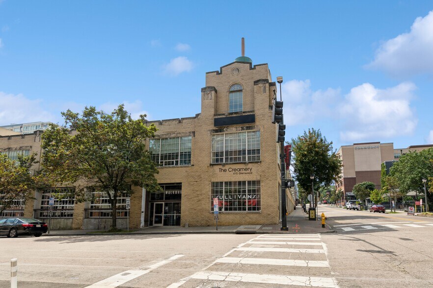 More Photos Of 410 Glenwood Ave, Raleigh Office For Sale