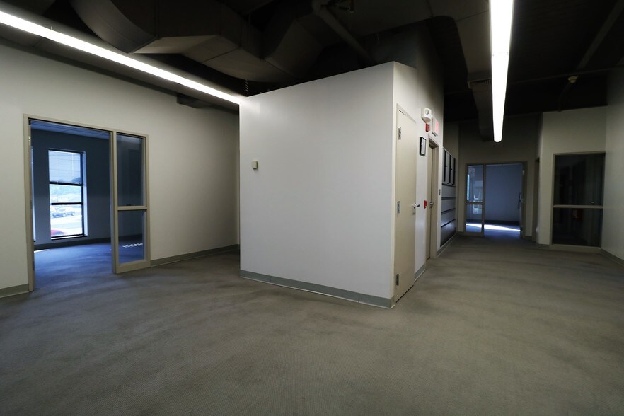 More Photos Of 620 State Rt 3 W, Clifton Medical For Sale