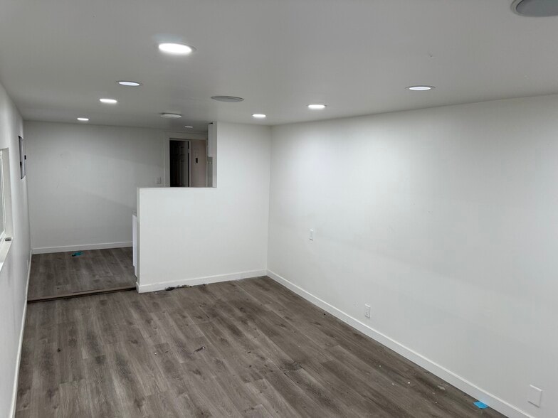 More Photos Of 3814 W 139th St, Hawthorne Warehouse For Lease