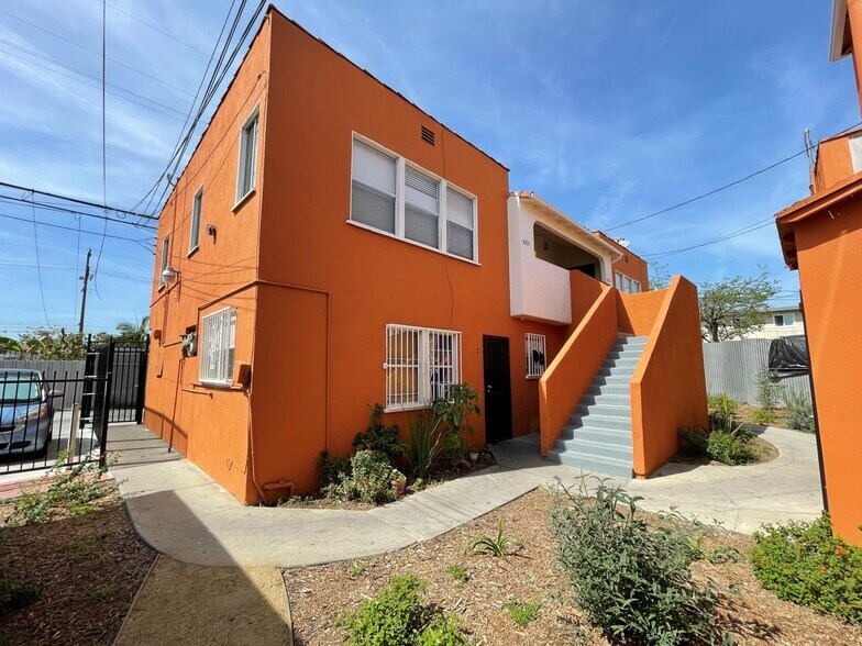 More Photos Of 6729-6731 Middleton St, Huntington Park Apartments For Sale