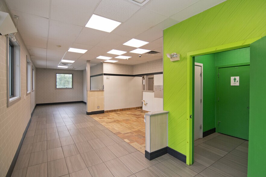More Photos Of 1931 Alta Dr, Alderson General Retail For Sale