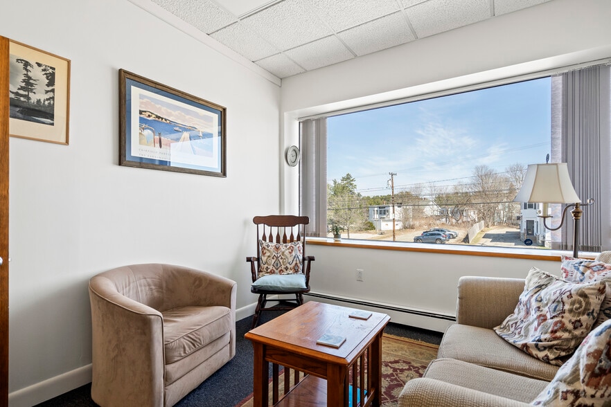 More Photos Of 395 Sabattus St, Lewiston General Retail For Sale