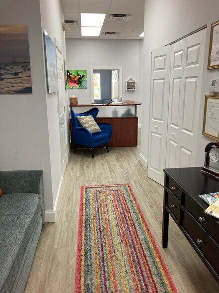 More Photos Of 3208 Chiquita Blvd S, Cape Coral Office For Lease