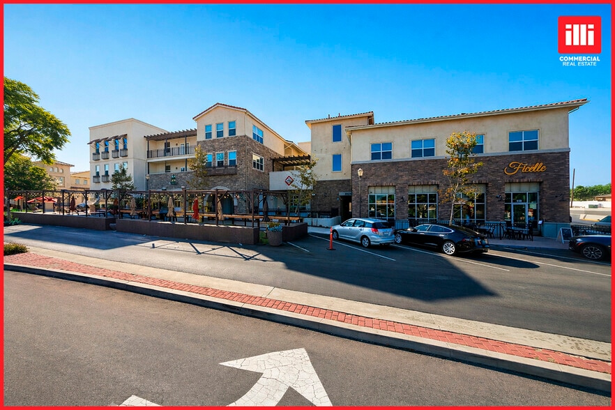 Primary Photo Of 2024 Ventura Blvd, Camarillo Apartments For Lease