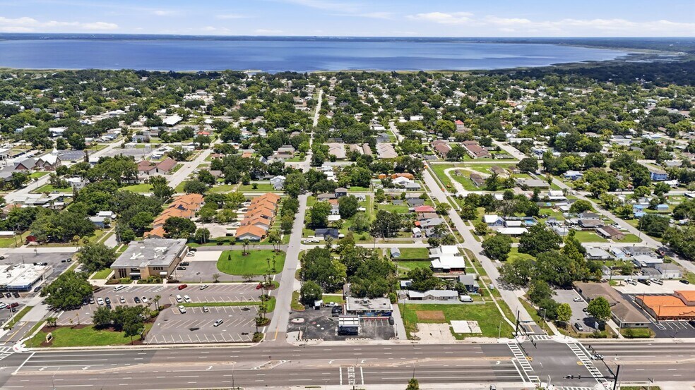 More Photos Of 718 13th St, Saint Cloud Convenience Store For Sale
