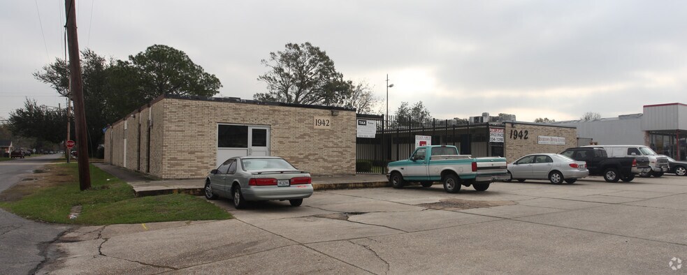More Photos Of 1942 Williams Blvd, Kenner Office For Sale