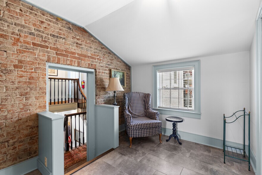 More Photos Of 900 Main St, Wellsburg Specialty For Sale