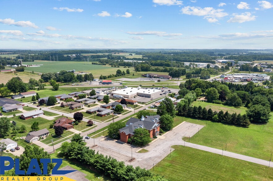 More Photos Of 750 E Park Ave, Columbiana Medical For Sale