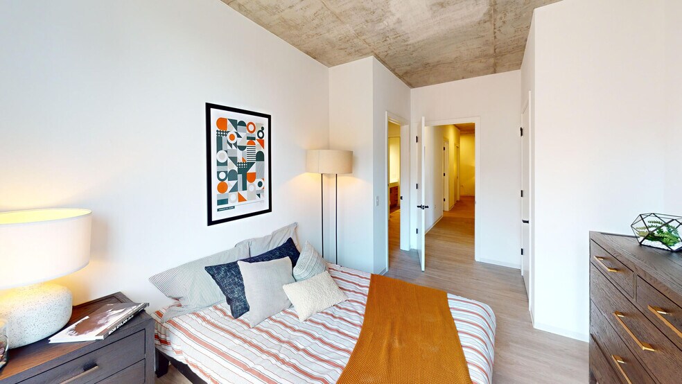 More Photos Of 1717 S Michigan Ave, Chicago Apartments For Lease