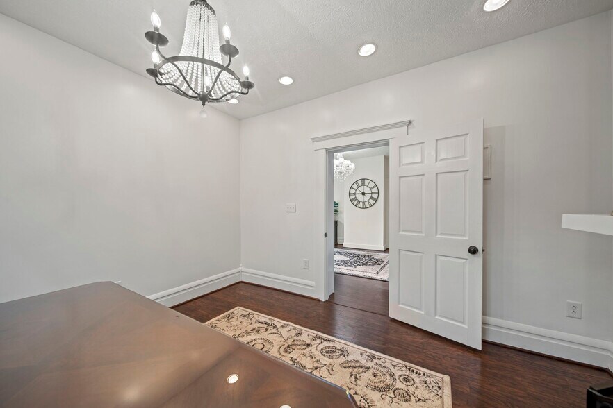 More Photos Of 7315 E Main St, Reynoldsburg Office For Sale