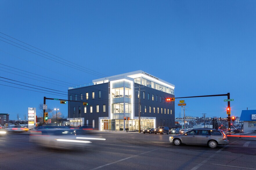 More Photos Of 3916 Macleod Trl SE, Calgary Medical For Lease