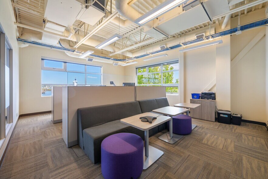 More Photos Of 388 Harbour Rd, Victoria Storefront Retail Office For Sale