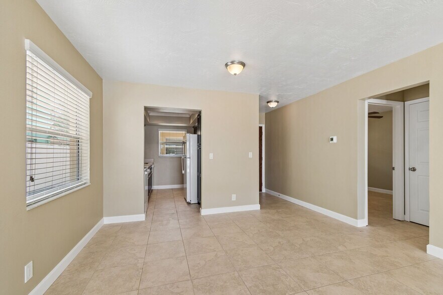 More Photos Of 2307 Bay Blvd, Indian Rocks Beach Apartments For Sale