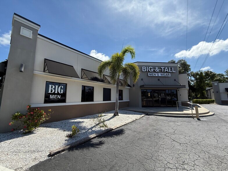 More Photos Of 4333 S Tamiami Trl, Sarasota Unknown For Lease