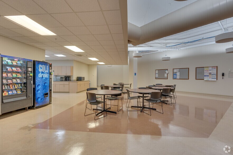 More Photos Of 9400 S Cicero Ave, Oak Lawn Medical For Sale