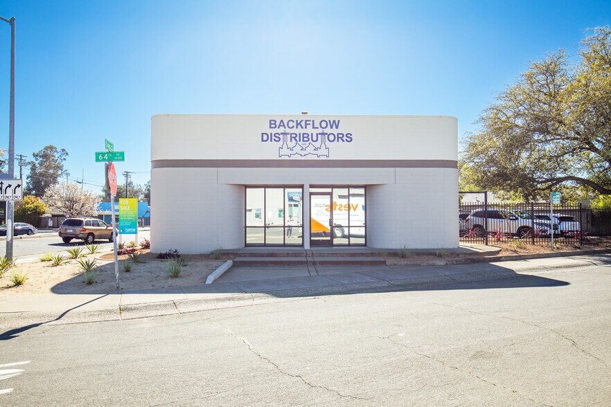 More Photos Of 6400 Elvas Ave, Sacramento Freestanding For Sale