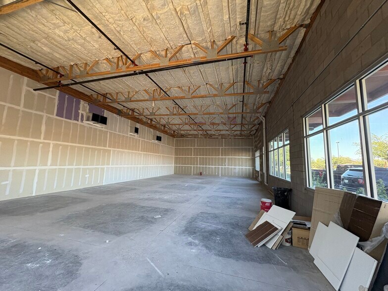 More Photos Of 740 N Estrella Pky, Goodyear Medical For Lease