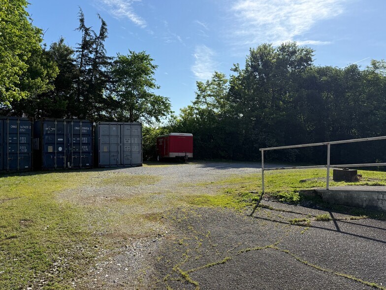 More Photos Of 1763 Topside Rd, Louisville Office For Sale