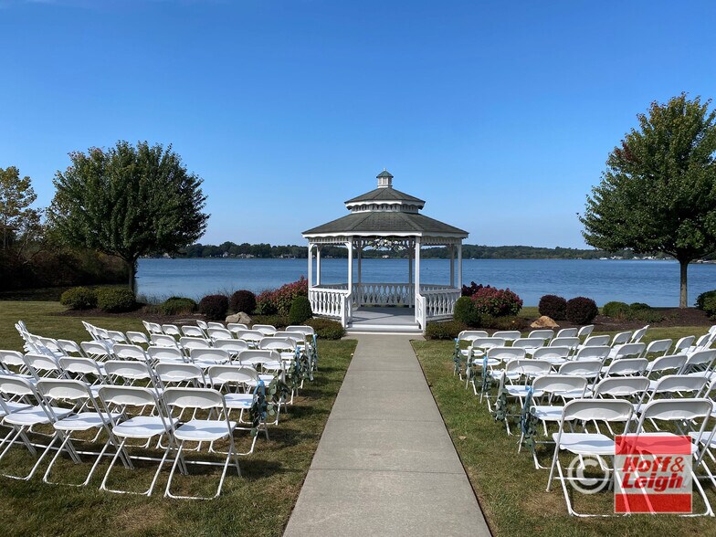 More Photos Of 1200 Main St, Lakemore Lodge Meeting Hall For Lease