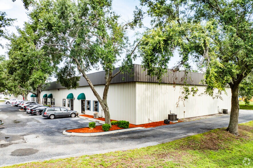 More Photos Of 6771 Whitfield Industrial Ave, Sarasota Unknown For Lease