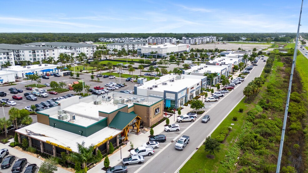 More Photos Of 6355 Initiative Blvd, Sarasota Storefront Retail Office For Lease